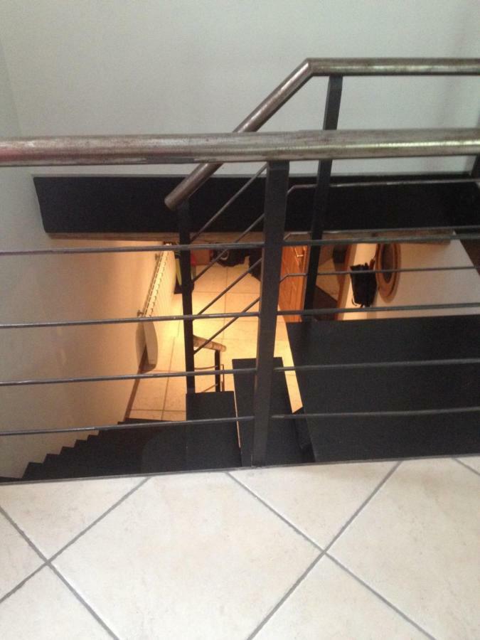 ננטואה Chaleureux Appartement מראה חיצוני תמונה